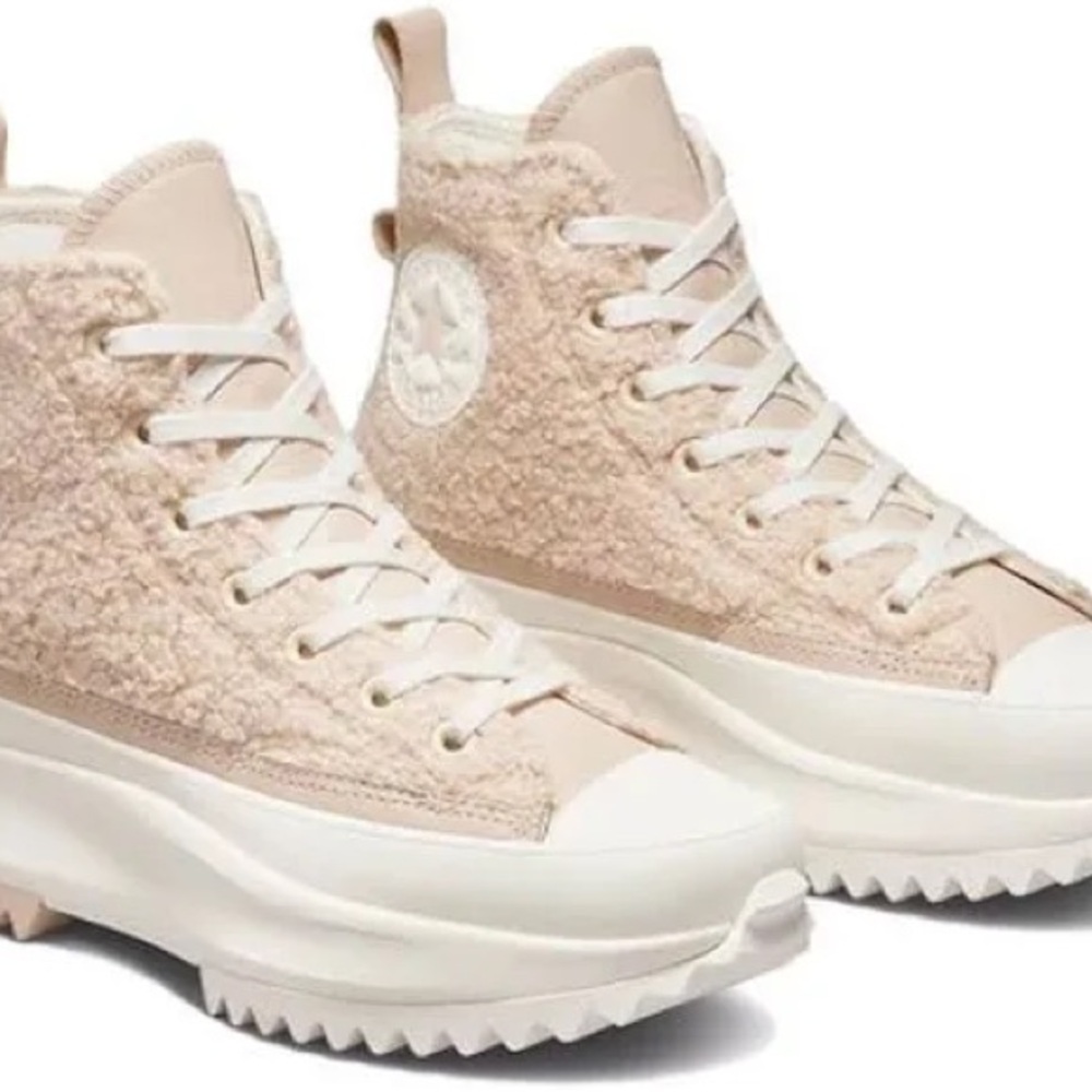 Converse Run Star Platform Sherpa - Women’s 8.5 / Men’s 7